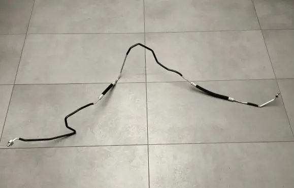 Audi A8 S8 D5 Air conditioning (A/C) pipe/hose
