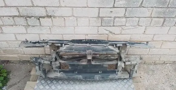 BMW 7 E38 Radiator support slam panel