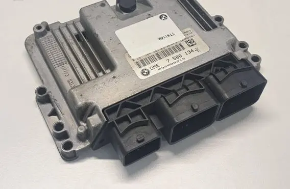 Mini One - Cooper Clubman R55 Engine control unit/module ECU 7586134 0261S04363 030088315