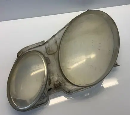 Mercedes-Benz E W211 Headlight lense 