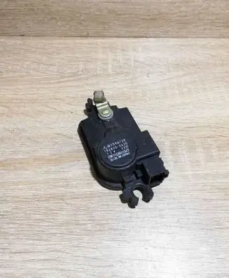 Mitsubishi Lancer Central locking motor 1528005620