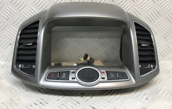 Chevrolet Captiva Dash center air vent grill 96962074 20865682