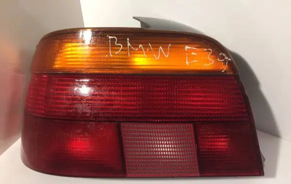 BMW 5 E39 Rear/tail lights 8358031