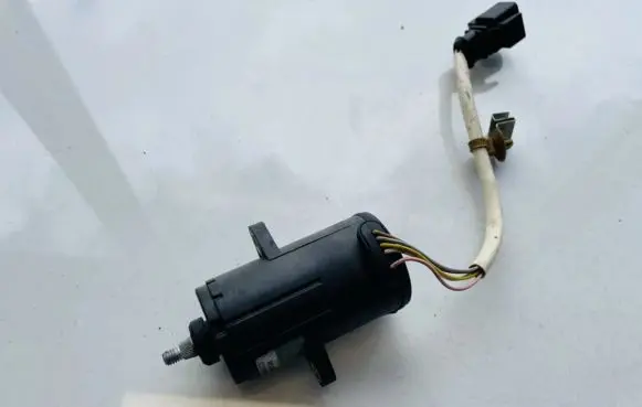 Volkswagen PASSAT B5 Accelerator throttle pedal 0281002286 028907475AJ