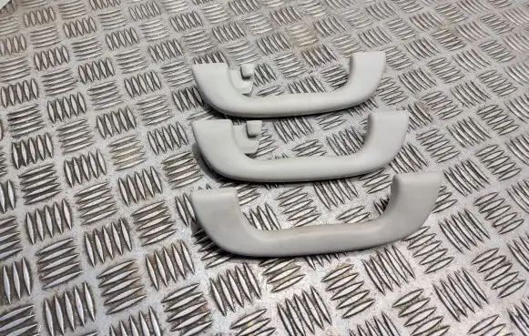 Mazda 6 A set of handles for the ceiling 