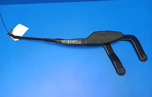Front wiper blade arm