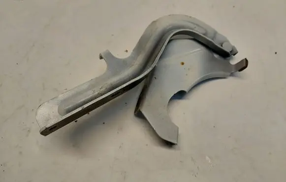Nissan X-Trail T33 Engine bonnet/hood hinges 6RL391JLK01
