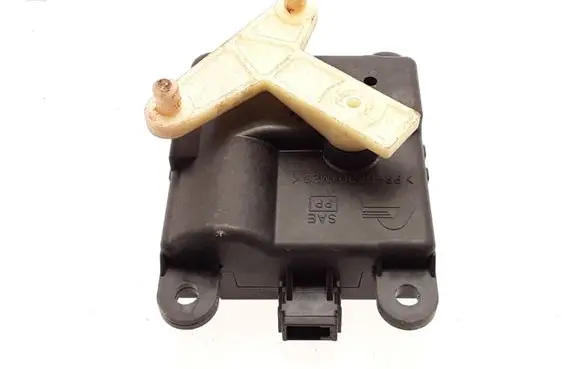 Nissan Primera Air flap motor/actuator 3T05030820