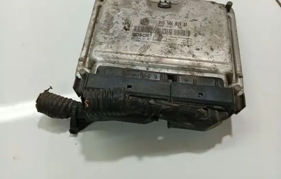 Volkswagen Polo IV 9N3 Engine control unit/module 045906019BP