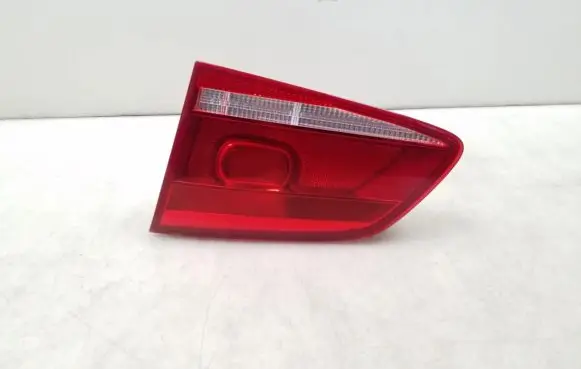 Volkswagen PASSAT B7 Tailgate rear/tail lights 3AF945094K