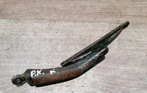 Volvo V70 Headlight wiper blade 