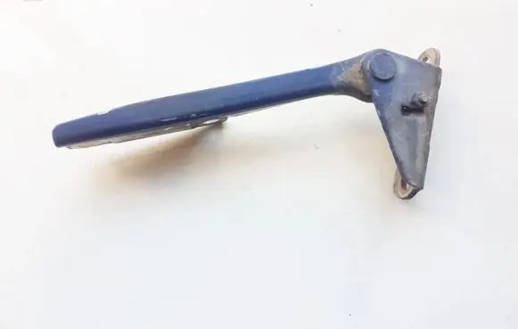 Mitsubishi Carisma Engine bonnet/hood hinges