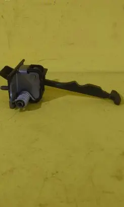 Citroen DS3 Loading door check strap stopper 