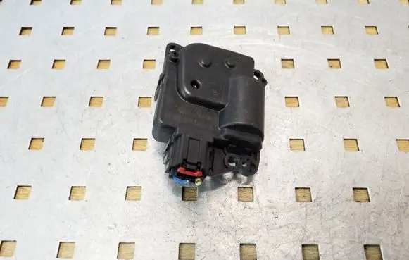Chrysler 300 - 300C Air flap motor/actuator 05061099AA
