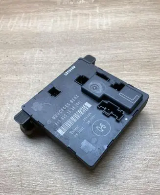 Mercedes-Benz E W211 Door control unit/module 2118201526 356805