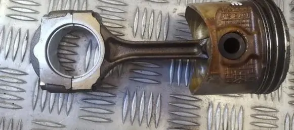 Renault Megane I Piston with connecting rod 101361 1013.61