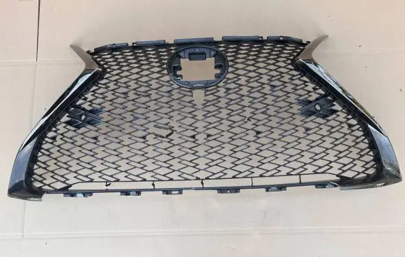 Lexus ES VII XZ10 Front bumper upper radiator grill