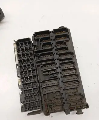 Volkswagen Transporter - Caravelle T4 Fuse box set 357937039