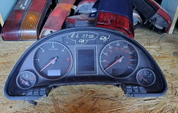 Audi A4 S4 B6 8E 8H Speedometer (instrument cluster) 8E0920950J 0263626037