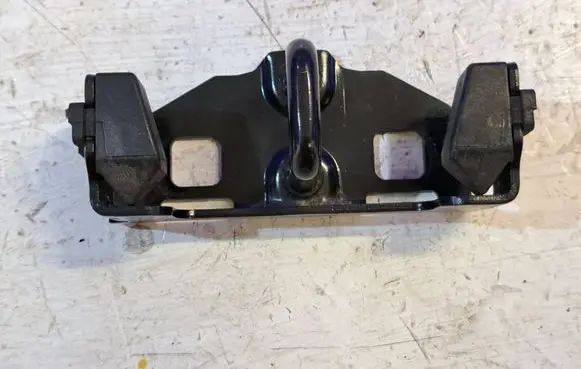 Volvo XC70 Tailgate/trunk/boot lock/catch/latch 31301165