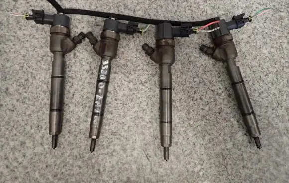 KIA Ceed Fuel injector
