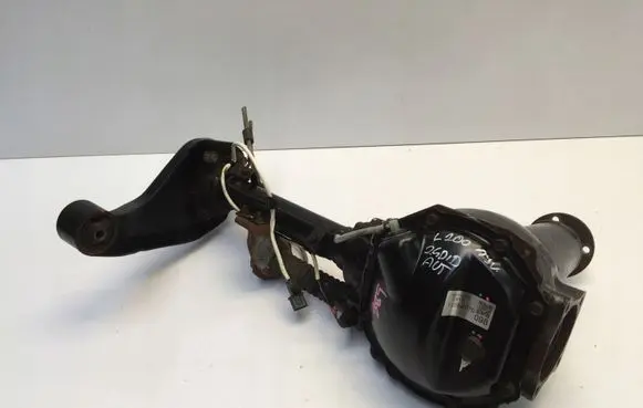 Mitsubishi L200 Front differential F258
