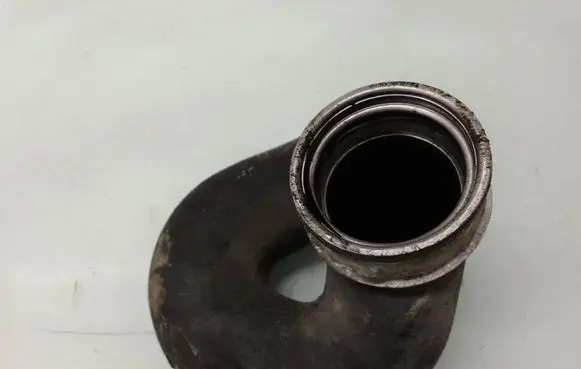 Skoda Superb B5 (3U) Intercooler hose/pipe 3B0145828H