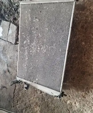 Coolant radiator