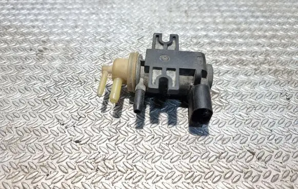 Volkswagen Caddy Turbo solenoid valve 1K0906627B