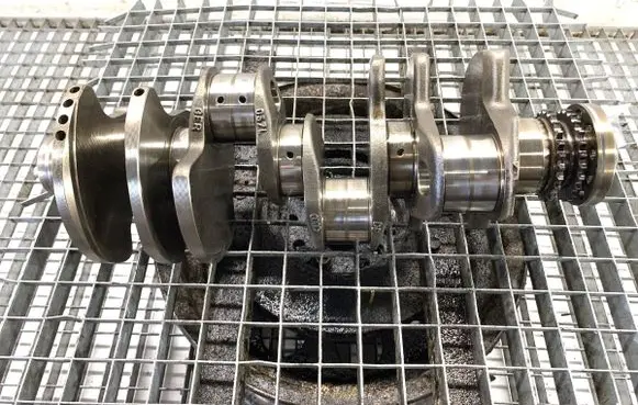 Audi Q7 4L Crankshaft 057L