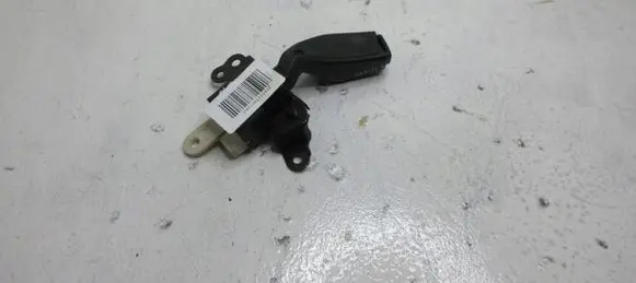 Mitsubishi Pajero Tailgate/trunk/boot open switch 