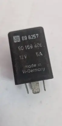 Opel Corsa B Other relay 898257 90159406