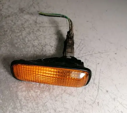 Honda HR-V Front fender indicator light 6R01391