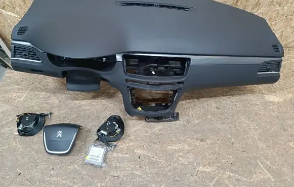 Peugeot 508 Airbag set with panel 