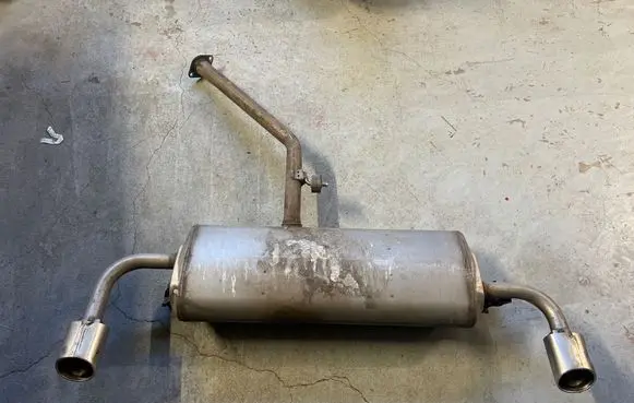 Toyota RAV 4 (XA50) Muffler/silencer 