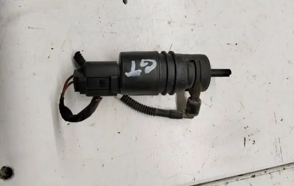 BMW 5 GT F07 Windscreen/windshield washer pump 6934160 13264011 3240479