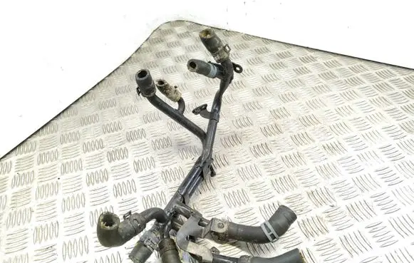 Audi A6 S6 C7 4G Engine coolant pipe/hose 04L122157BQ