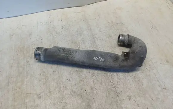 Opel Zafira B Intercooler hose/pipe 55353825