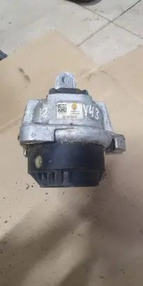 BMW 7 F01 F02 F03 F04 Engine mount bracket 6777374 68623513