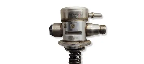 Seat Leon (5F) Fuel injection high pressure pump 05E127027D