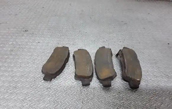 Toyota Previa (XR30, XR40) II Brake pads (rear) 