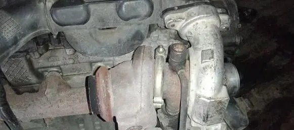 Citroen C4 I Turbo 9657603780