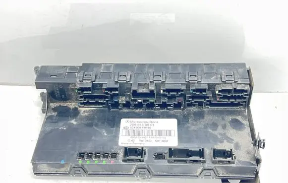 Mercedes-Benz CLK A209 C209 Fuse box set 2095450901 5DK00848660