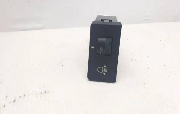Hyundai Santa Fe Headlight level height control switch 933702B900