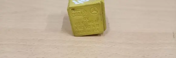 Mercedes-Benz S W220 Other relay A0025421419 4RD9316802