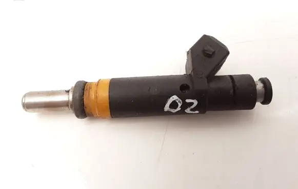 BMW 7 E65 E66 Fuel injector 7506924