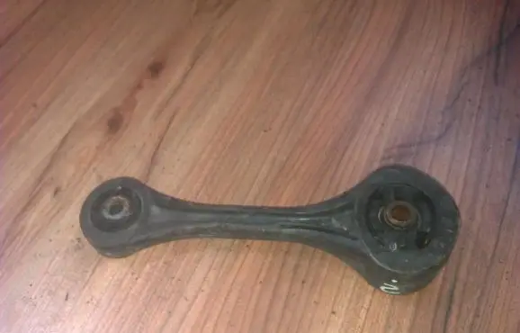 Subaru Impreza II Engine mount bracket 1f514001
