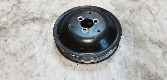 Audi A6 S6 C6 4F Water pump pulley 06E121031