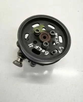 Volkswagen Golf IV Power steering pump 038145255B 150422154A
