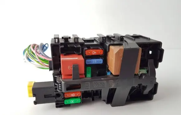 Citroen C5 Aircross Fuse box set 9806192580 2010EC0Y01 2010FC0Y01